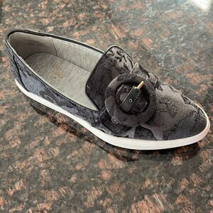 Nine West Black Tone on Tone Shireene Slip on Sneakers Size 5.5 M New